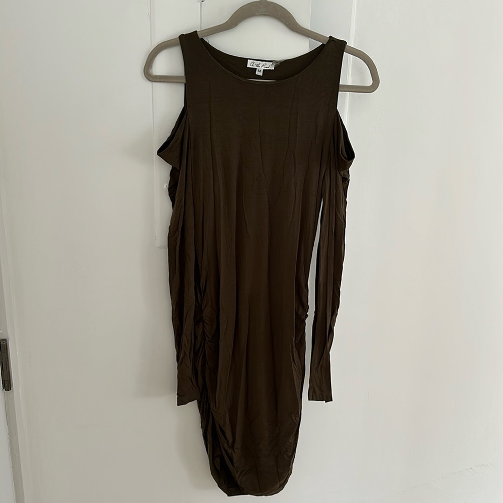 Green Shoulder Cutout Dress - M